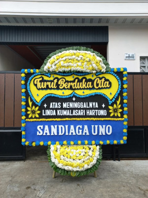 Papan Bunga Duka di Bitung Karangria